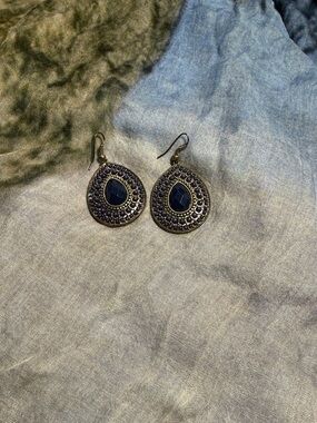 Vintage-Inspired Navy Blue Teardrop Dangle Earrings